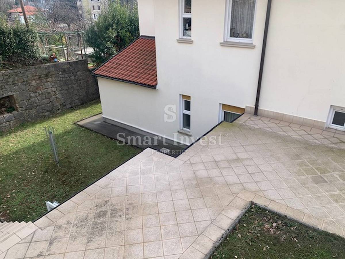 Hiša Matulji, 370m2