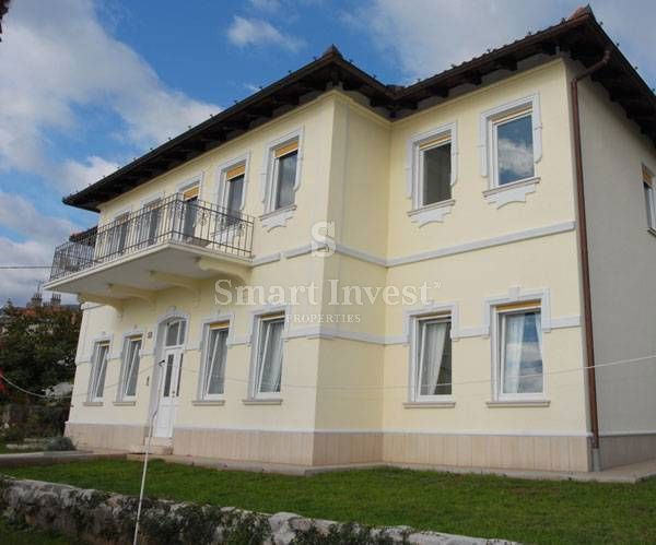 Hiša Matulji, 370m2