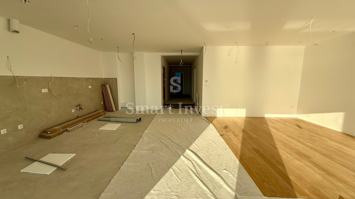 OPATIJA, penthouse s pogledom na morje in garažo (A9)