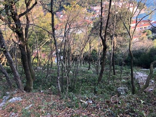 Zemljišče Mošćenička Draga, 1.768m2