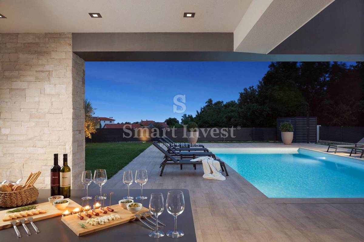 ISTRIA - MEDULIN, LUXURY VILLA WITH POOL, 2 km to the sea