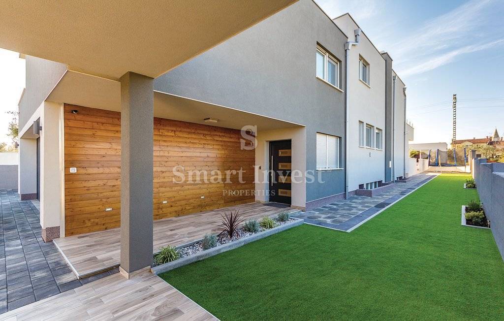 ISTRIA - MEDULIN vicinity, MODERN 4-BEDROOMS VILLA WITH POOL