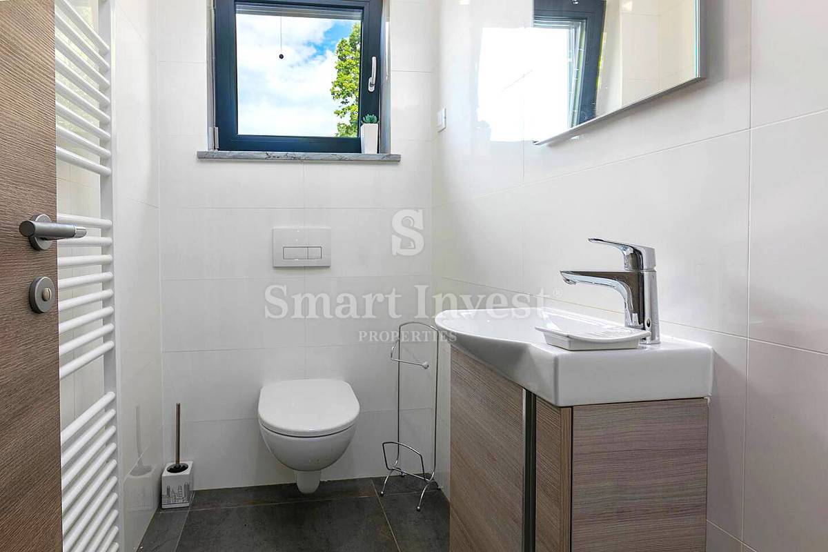 ISTRA – RABAC, LUKSUZNA VILA Z OGREVANIM BAZENOM IN PANORAMSKIM POGLEDOM, prodamo