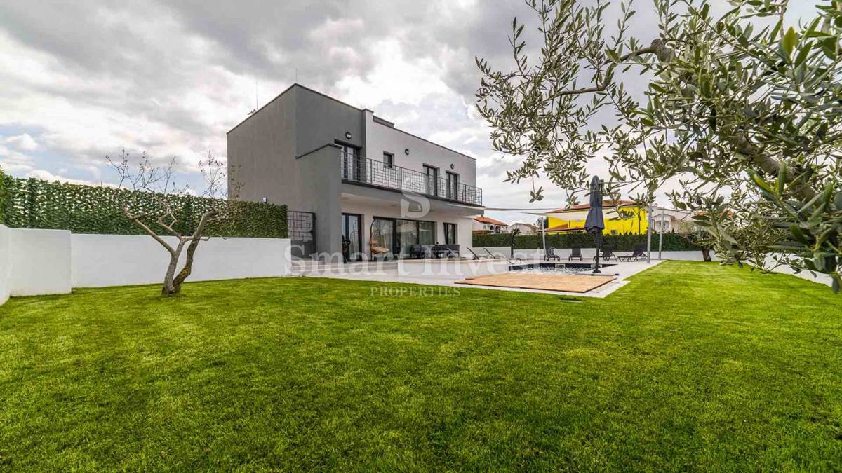 Hiša Poreč, 200m2