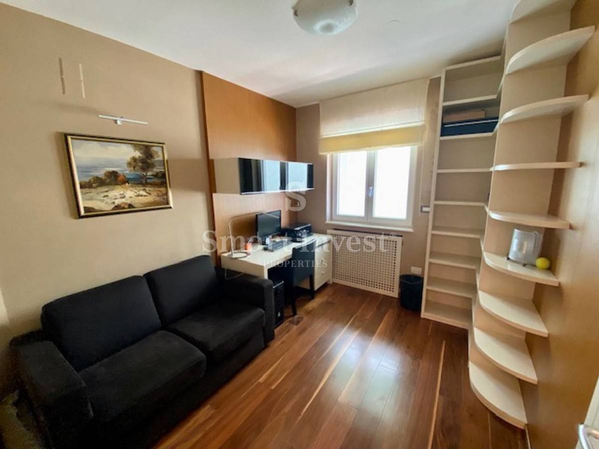 IČIĆI, 4-sobno stanovanje s pogledom na morje in garažo, prodamo
