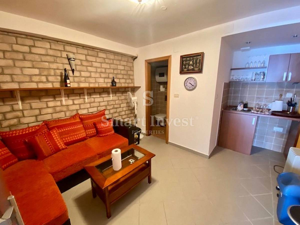 IČIĆI, 4-sobno stanovanje s pogledom na morje in garažo, prodamo