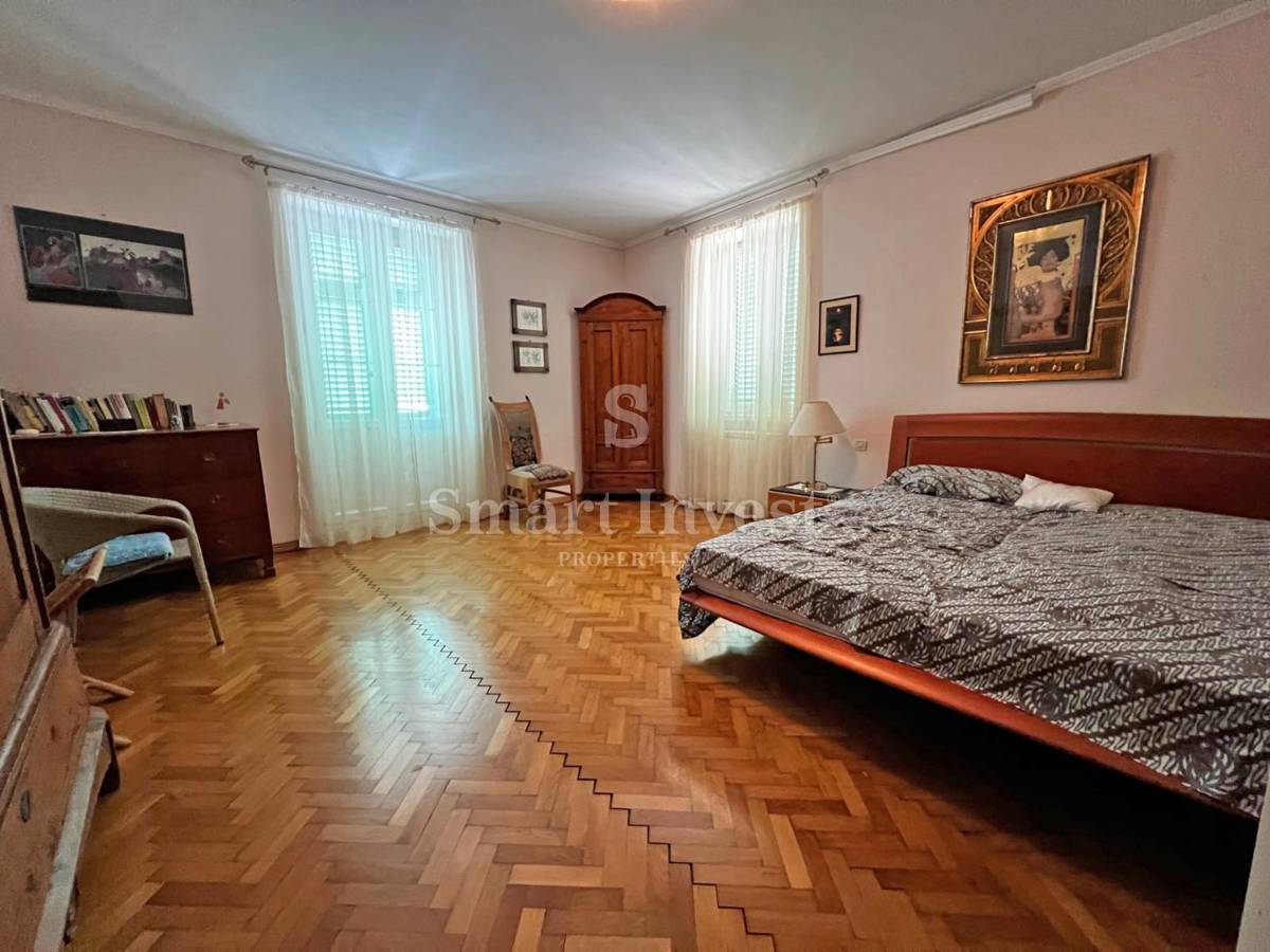 LOVRAN - CENTAR, del hiše s pogledom na morje, 50 m do morja