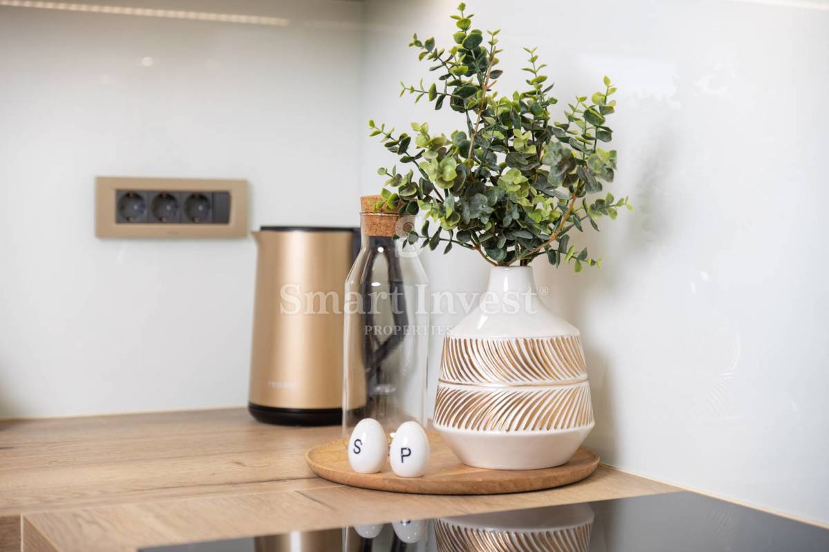 OPATIJA - CENTER, prenovljeno stanovanje z vrtom blizu morja