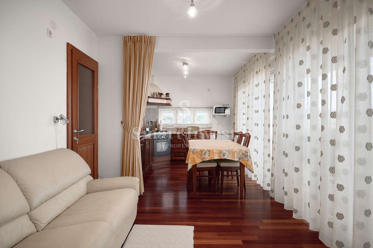 OPATIJA, 3-sobno stanovanje s pogledom na morje in garažo