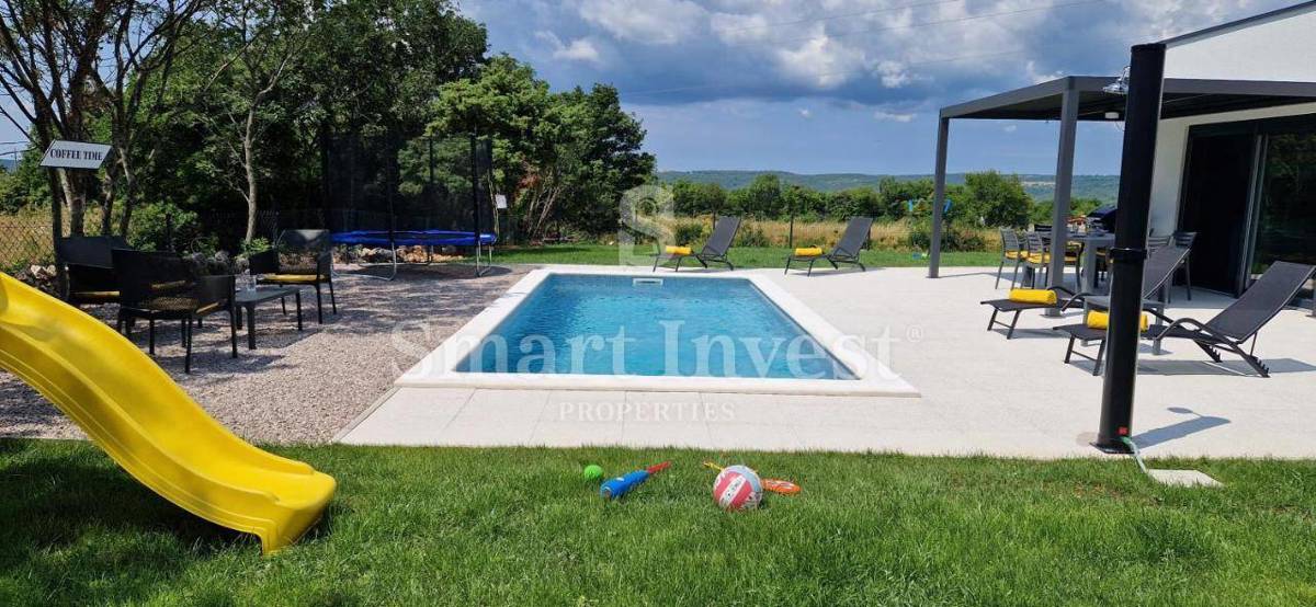 Hiša Rabac, Labin, 90m2