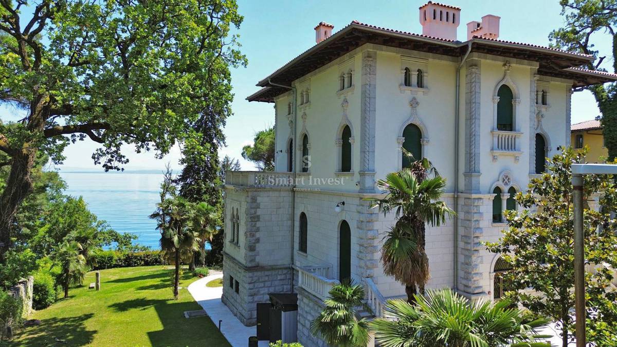 OPATIJA, obnovljena avstro-ogrska vila ob morju