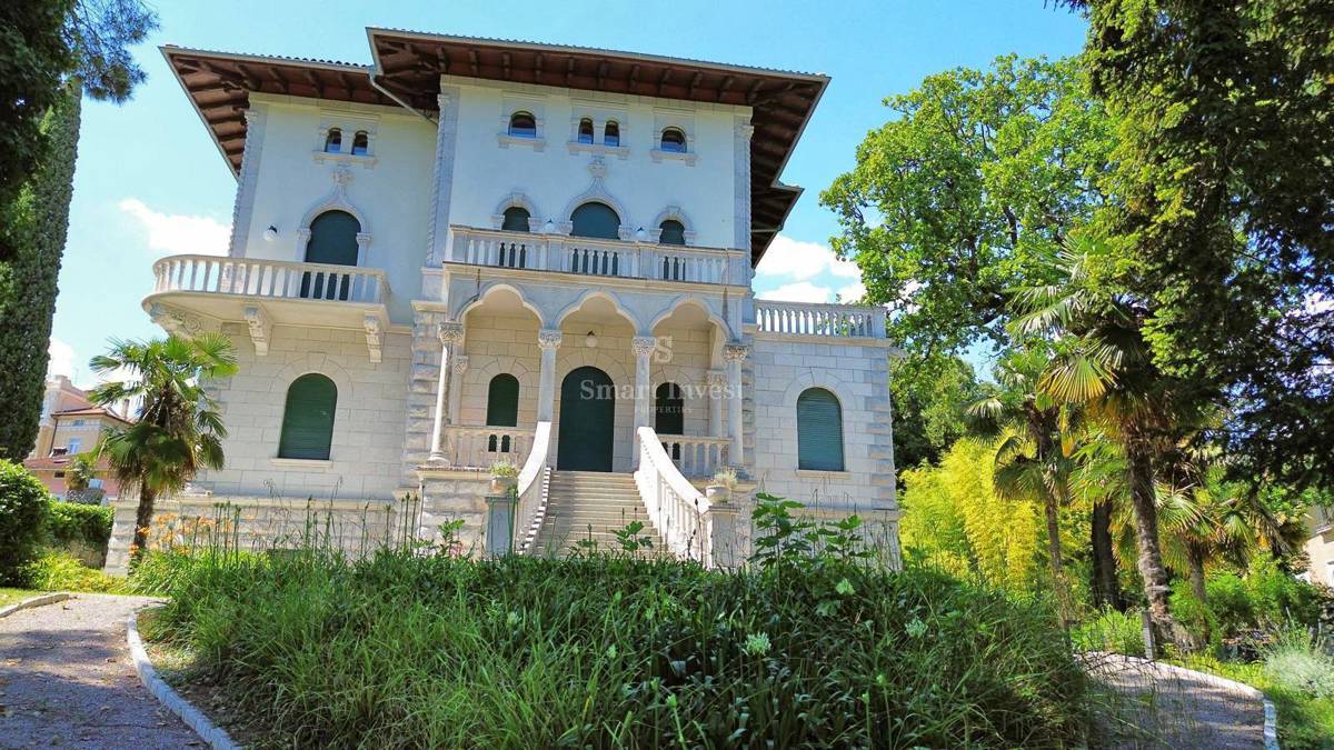 OPATIJA, obnovljena avstro-ogrska vila ob morju