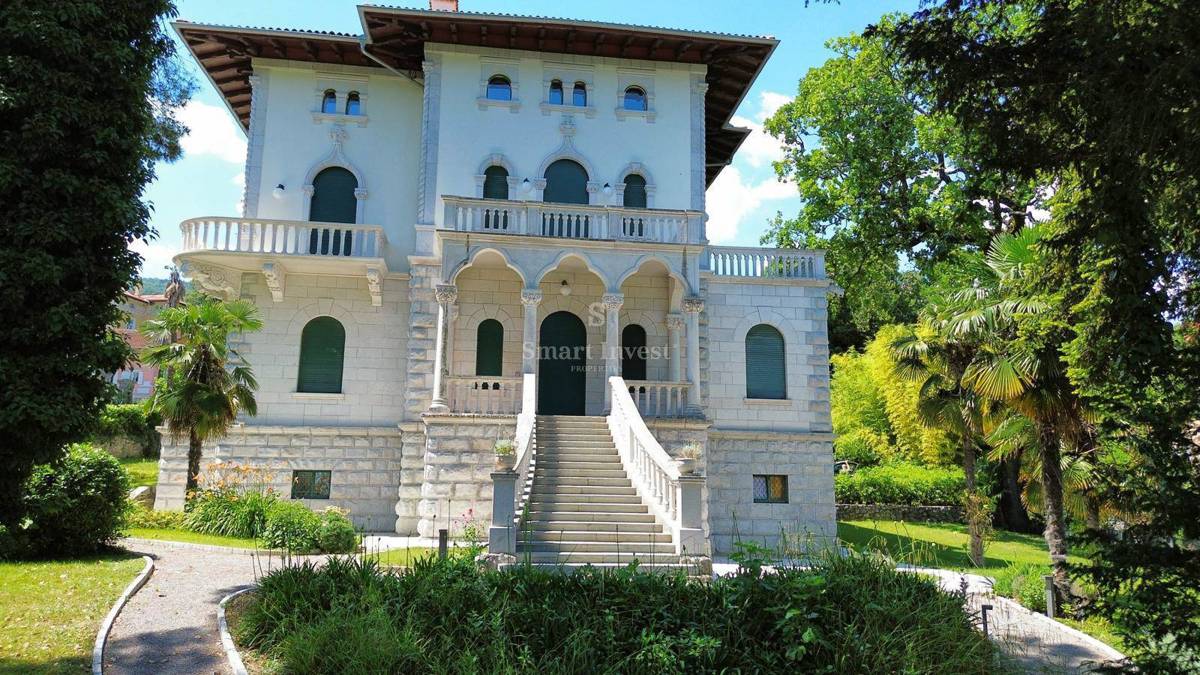 OPATIJA, obnovljena avstro-ogrska vila ob morju