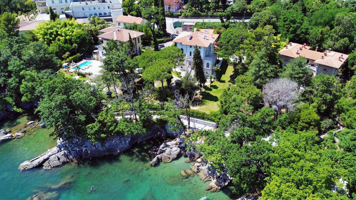 OPATIJA, obnovljena avstro-ogrska vila ob morju