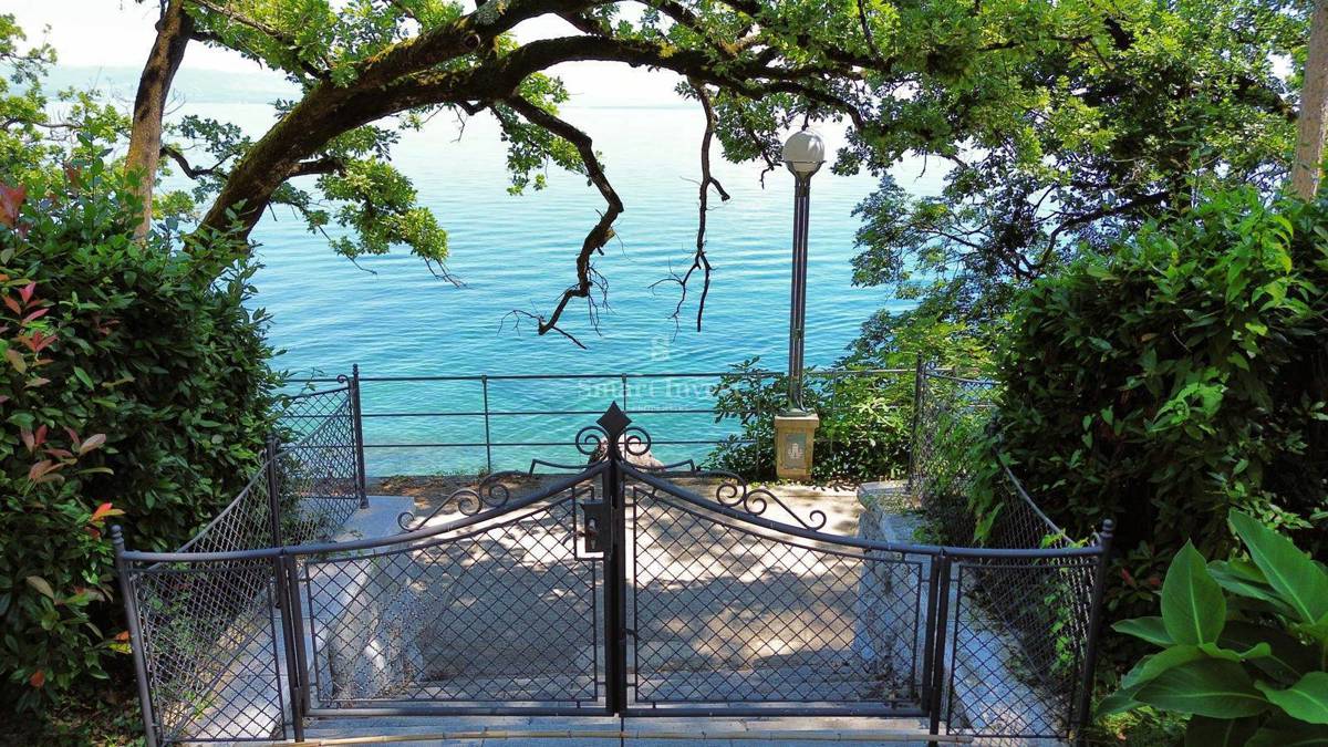 OPATIJA, obnovljena avstro-ogrska vila ob morju