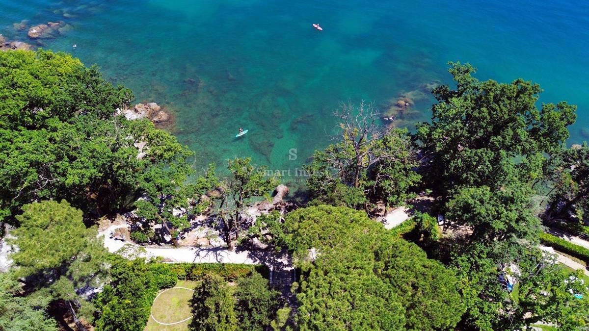 OPATIJA, obnovljena avstro-ogrska vila ob morju