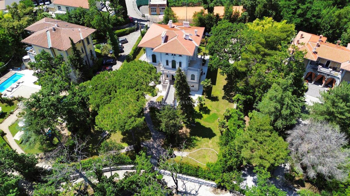 OPATIJA, obnovljena avstro-ogrska vila ob morju
