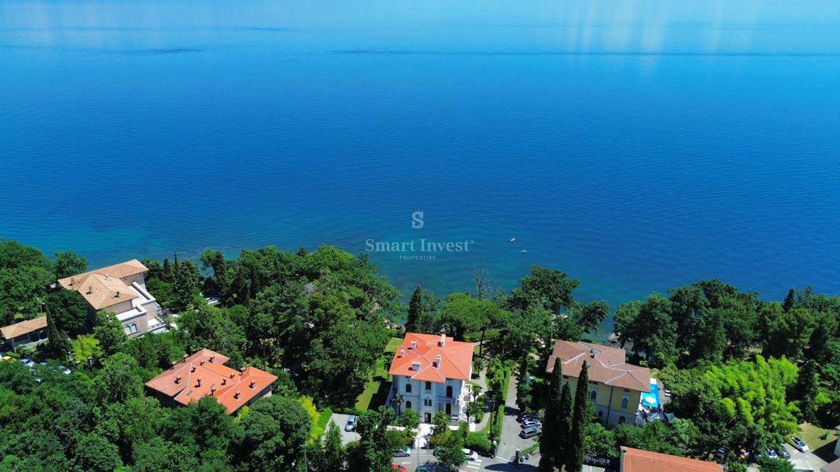 OPATIJA, obnovljena avstro-ogrska vila ob morju