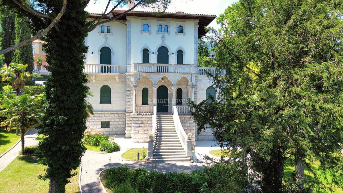 OPATIJA, obnovljena avstro-ogrska vila ob morju