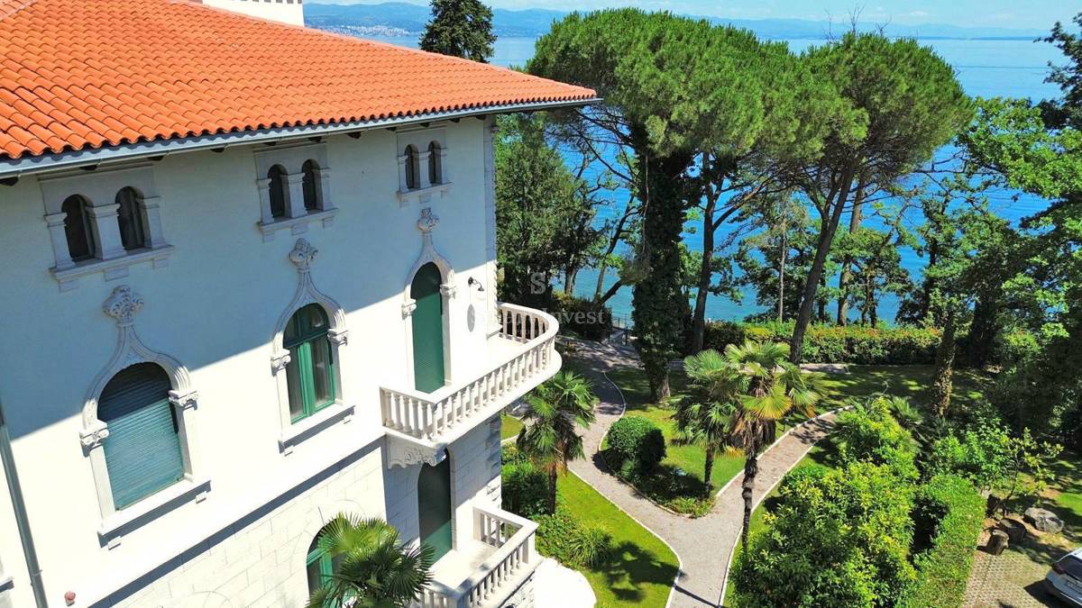 OPATIJA, obnovljena avstro-ogrska vila ob morju