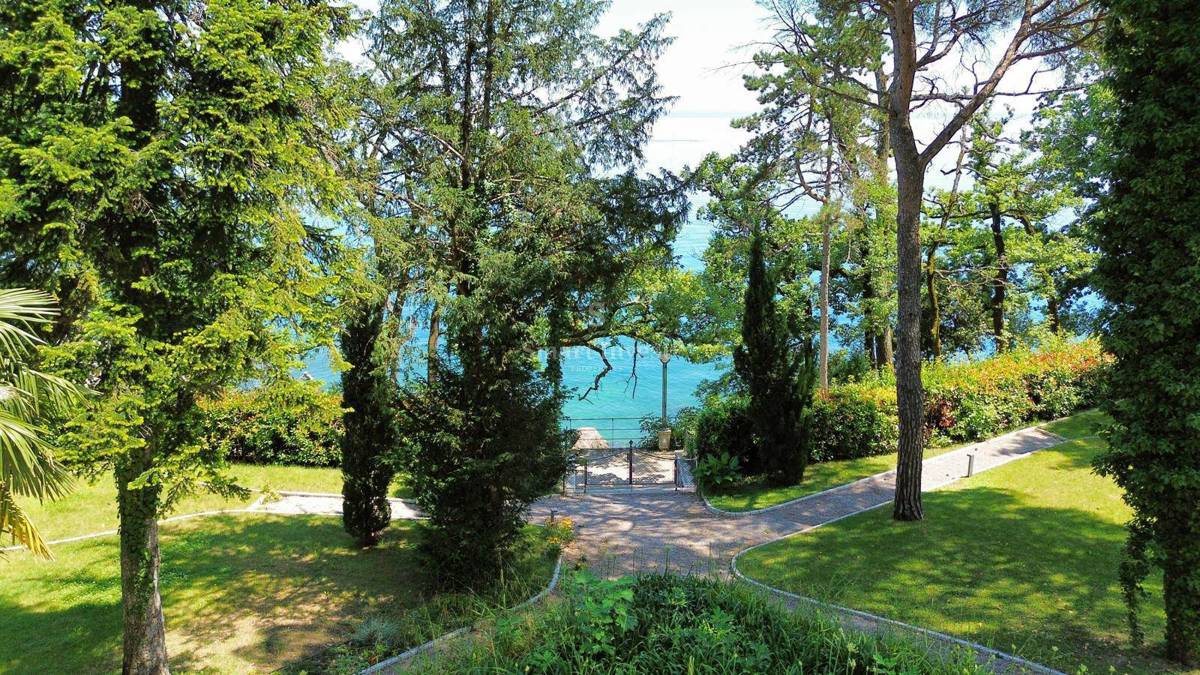OPATIJA, obnovljena avstro-ogrska vila ob morju