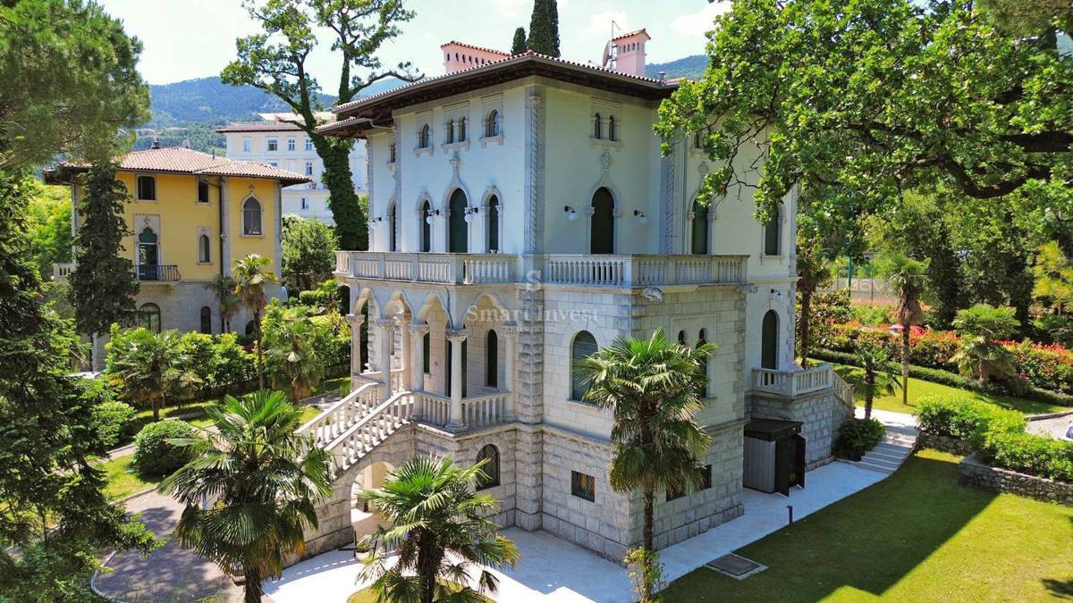 OPATIJA, obnovljena avstro-ogrska vila ob morju