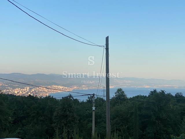 OPATIJA - VEPRINAC, hiša 160 m2 z dvoriščem 850 m2