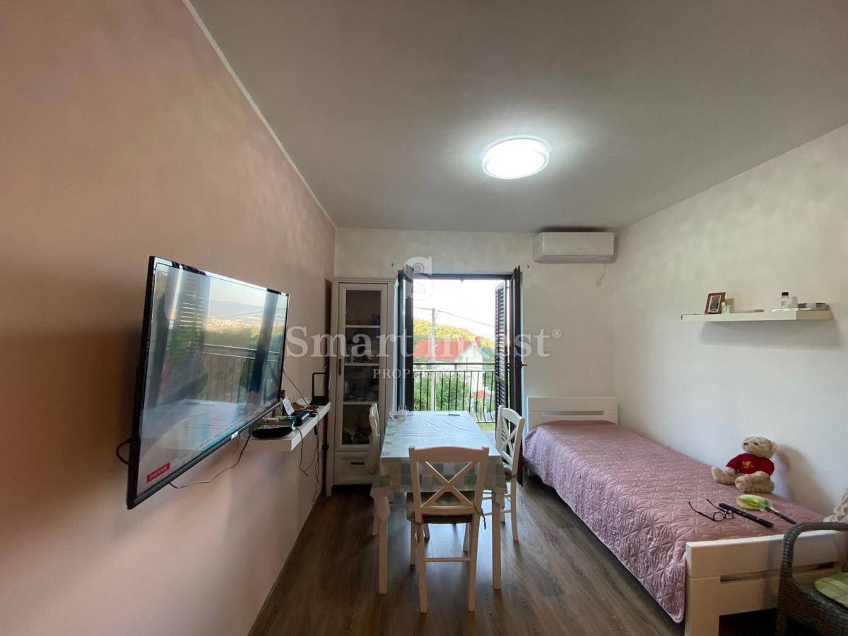 OPATIJA - VEPRINAC, hiša 160 m2 z dvoriščem 850 m2