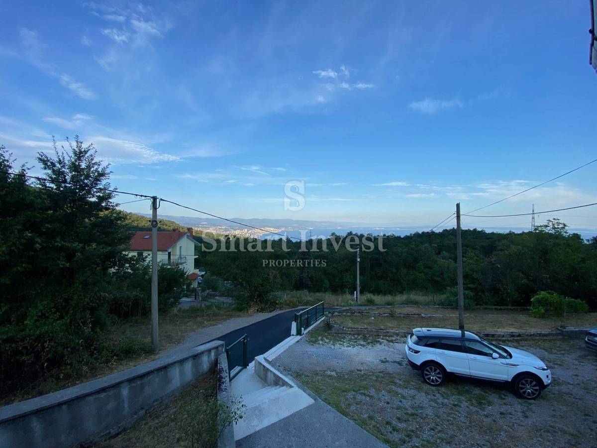 OPATIJA - VEPRINAC, hiša 160 m2 z dvoriščem 850 m2