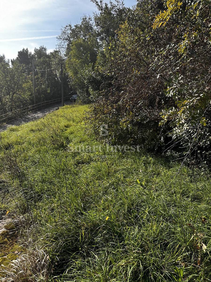 Zemljišče Lovran, 1.110m2