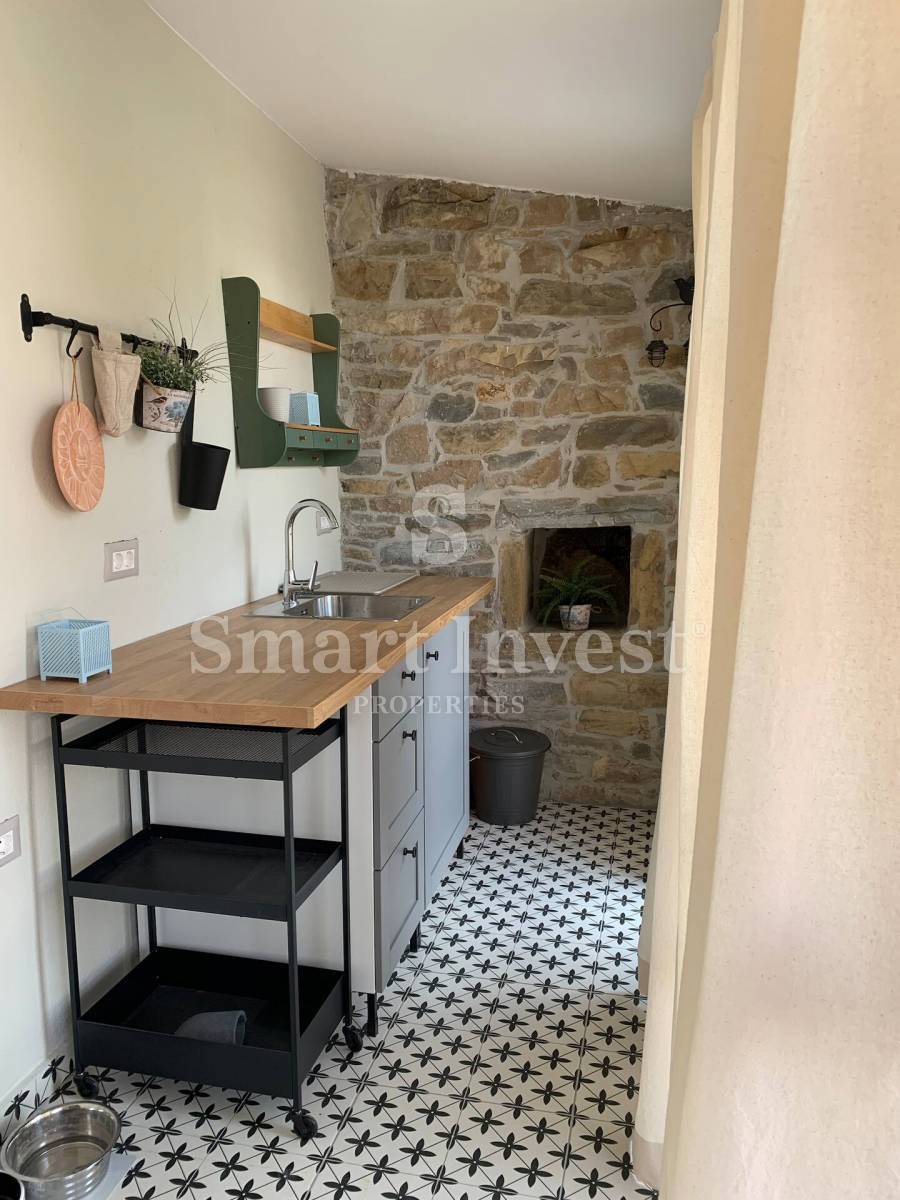 Hiša Vrh, Buzet, 100m2
