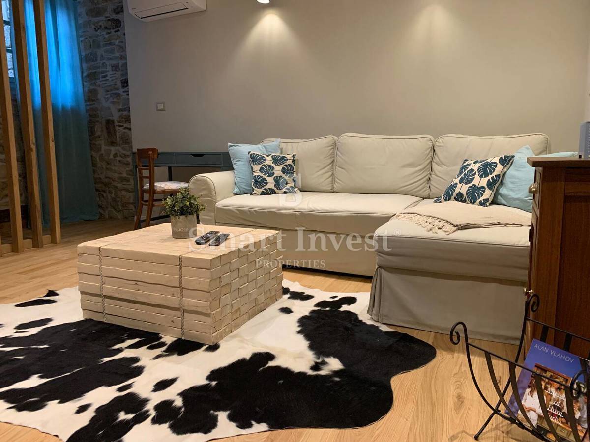 Hiša Vrh, Buzet, 100m2