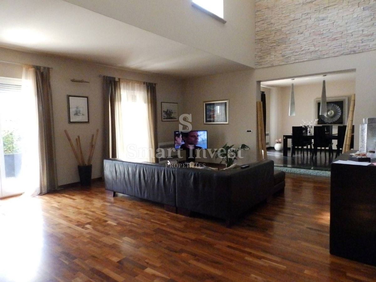 OPATIJSKA RIVIJERA, luksuzna hiša z bazenom in pogledom na morje