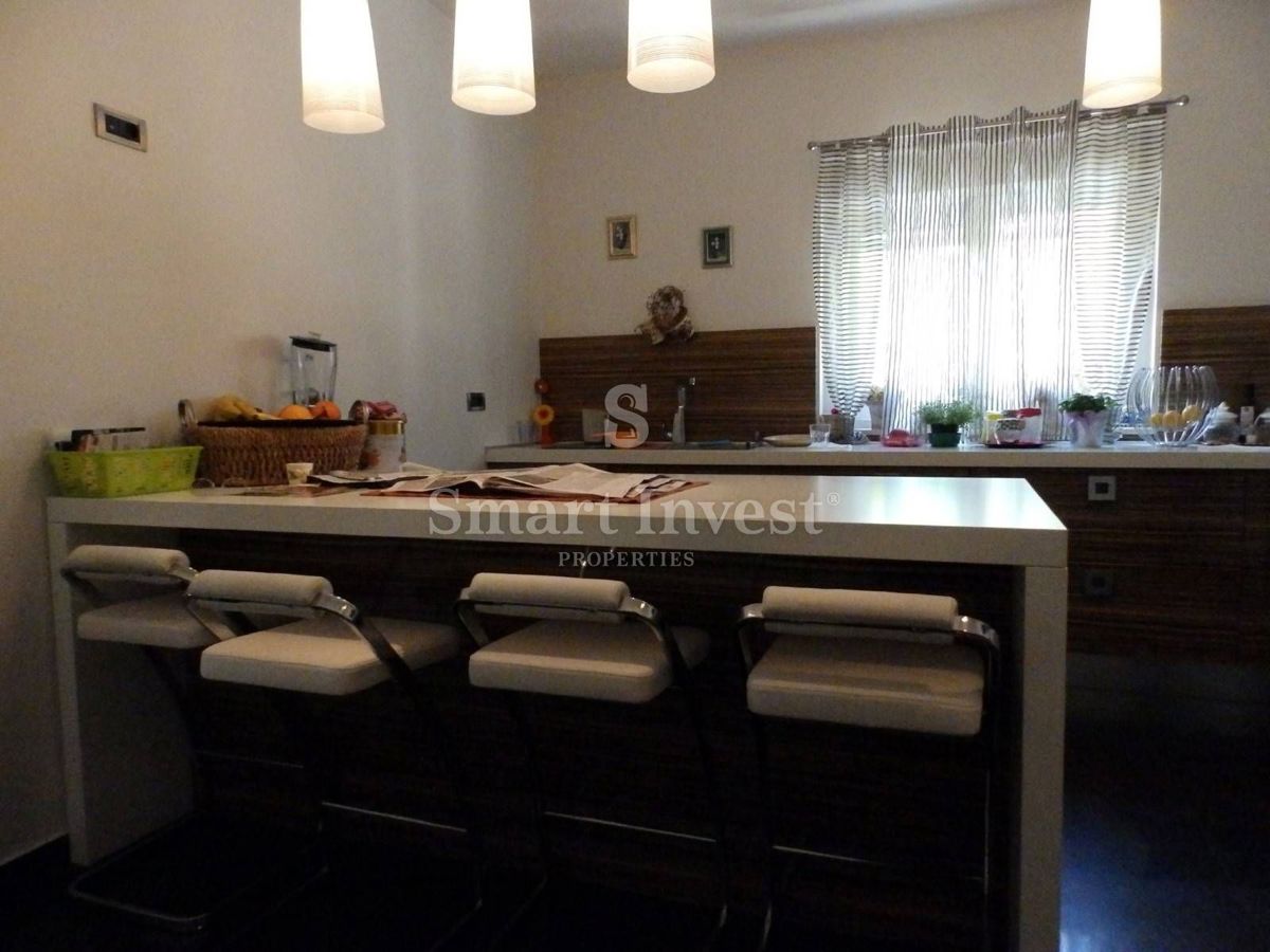 OPATIJSKA RIVIJERA, luksuzna hiša z bazenom in pogledom na morje