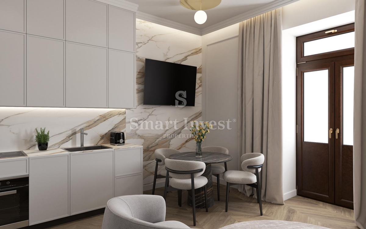 OPATIJA, luksuzno stanovanje z balkonom v stari vili blizu morja