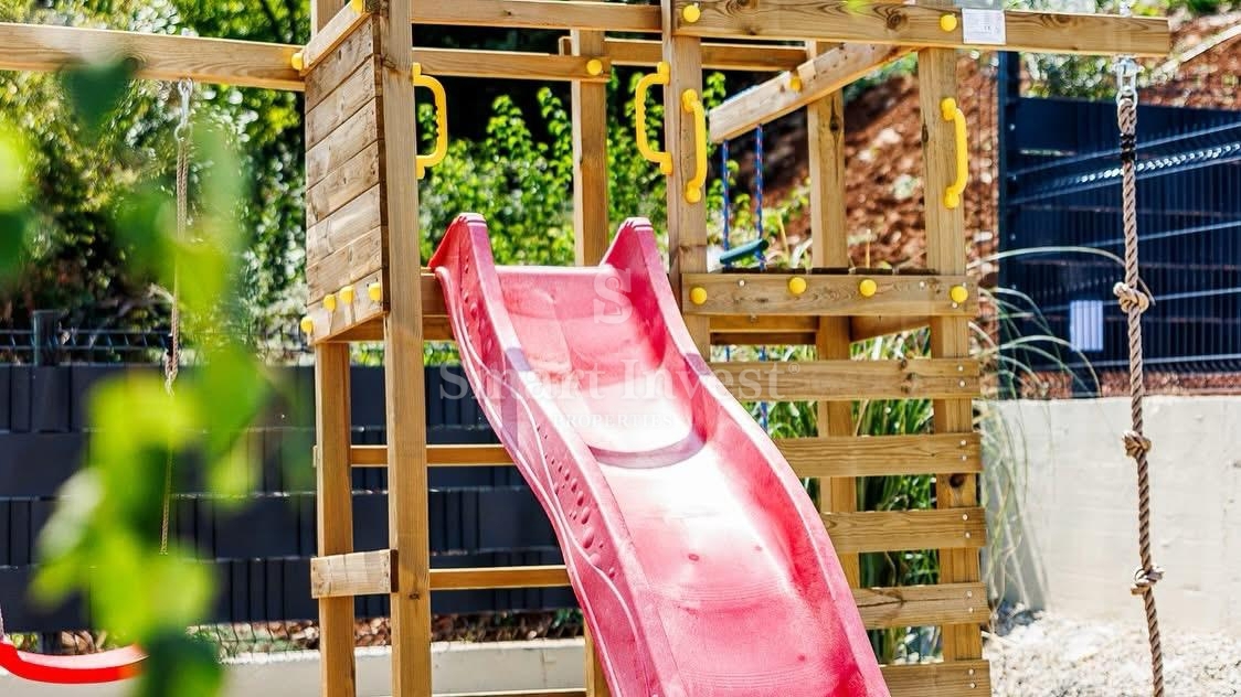 OPATIJA - BREGI, moderna vila z bazenom in čudovitim pogledom na morje