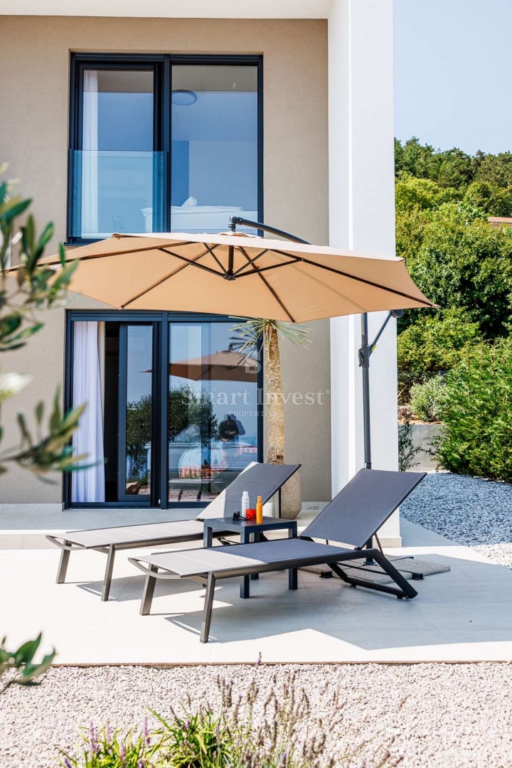 OPATIJA - BREGI, moderna vila z bazenom in čudovitim pogledom na morje