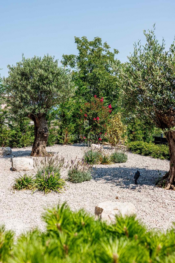 OPATIJA - BREGI, moderna vila z bazenom in čudovitim pogledom na morje