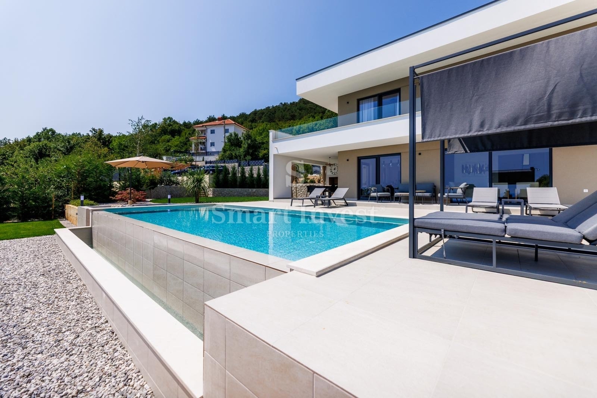 OPATIJA - BREGI, moderna vila z bazenom in čudovitim pogledom na morje