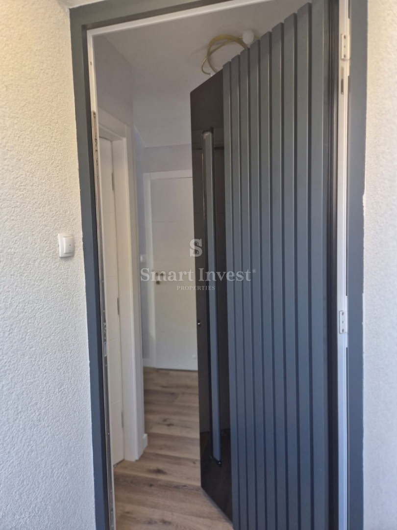 LOVRAN, luksuzno stanovanje z bazenom v bližini morja