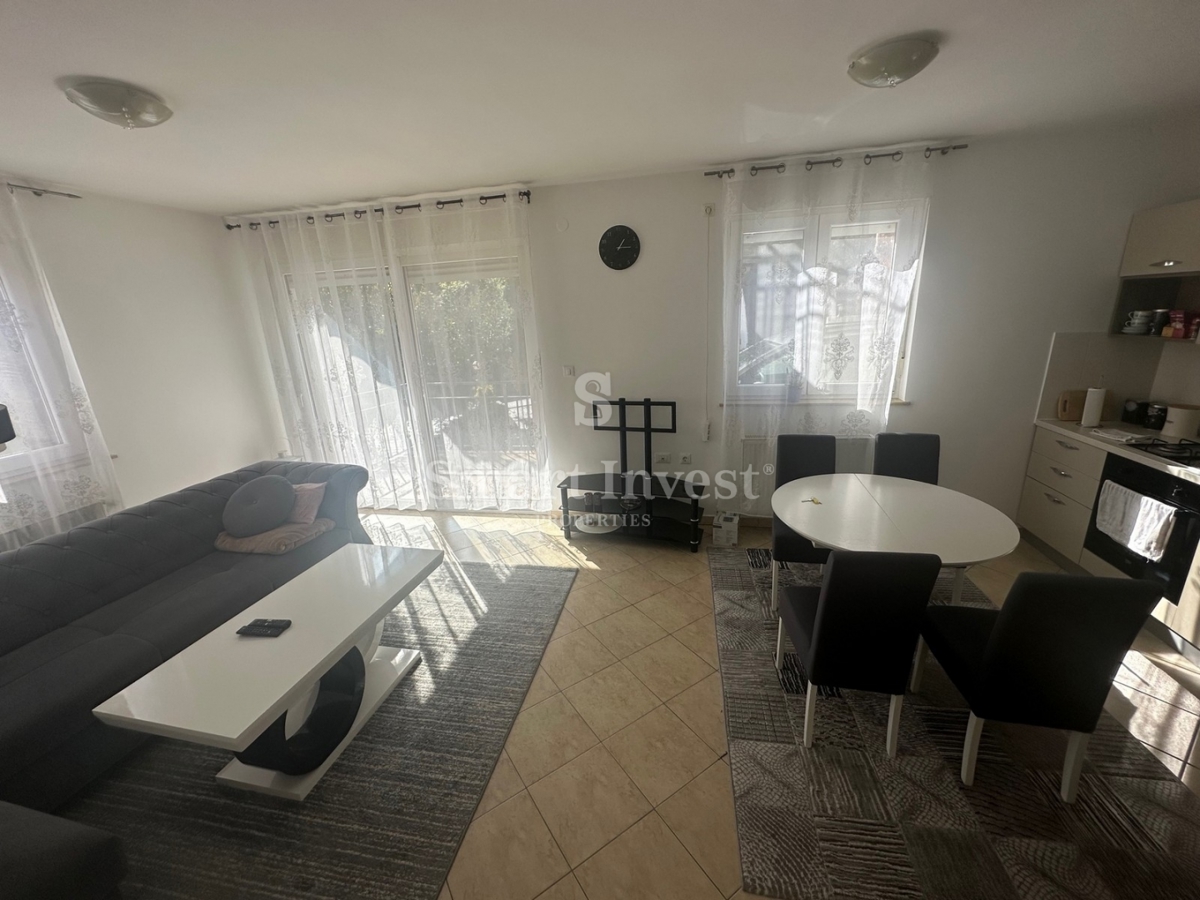 VIŠKOVO, 2-sobno stanovanje s teraso