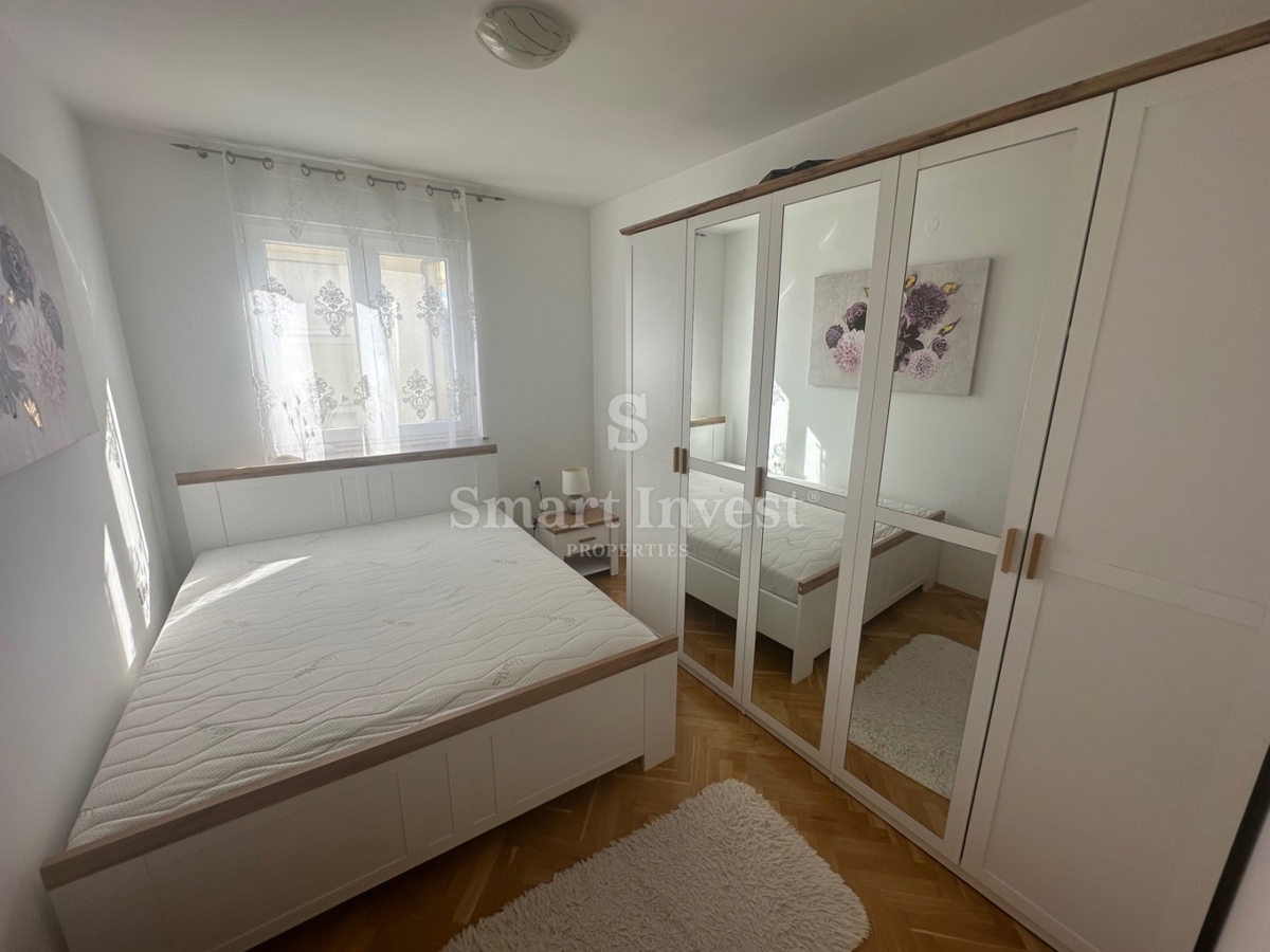 VIŠKOVO, 2-sobno stanovanje s teraso