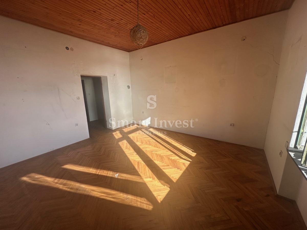 OPATIJA, stanovanje s pogledom na morje v stari vili