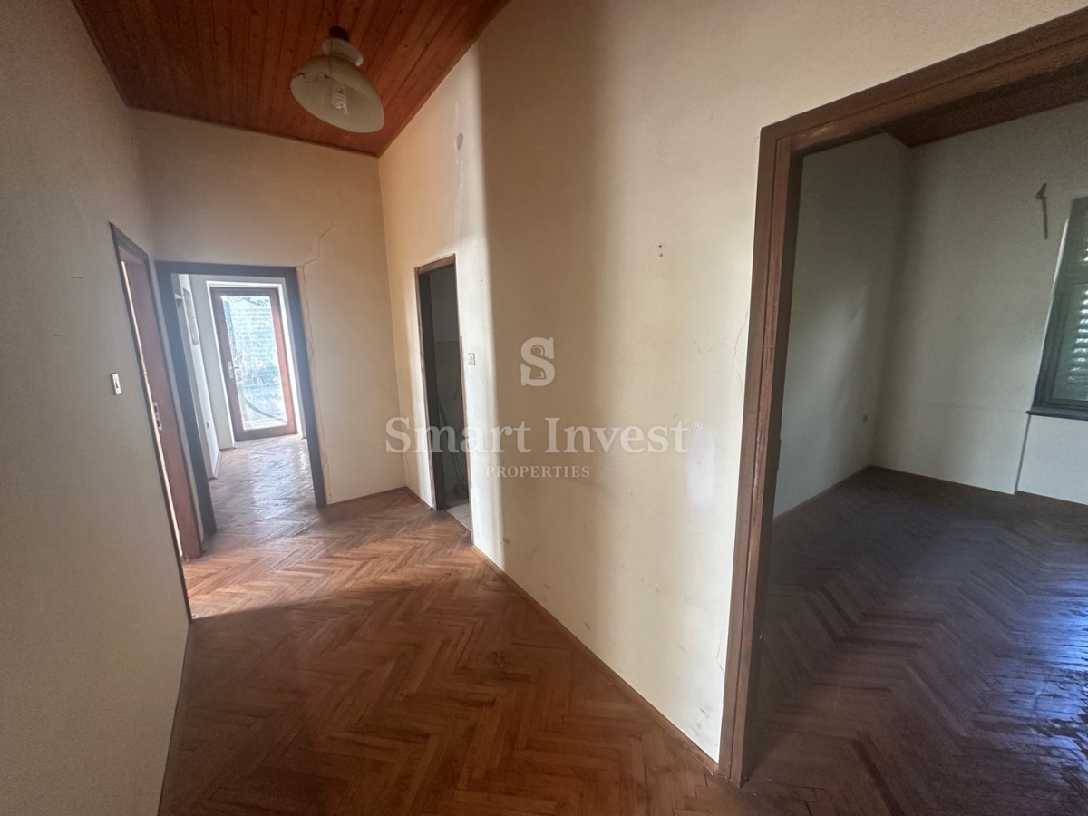 OPATIJA, stanovanje s pogledom na morje v stari vili