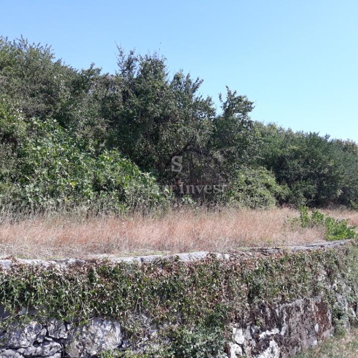 Zemljišče Viškovo, 1.643m2