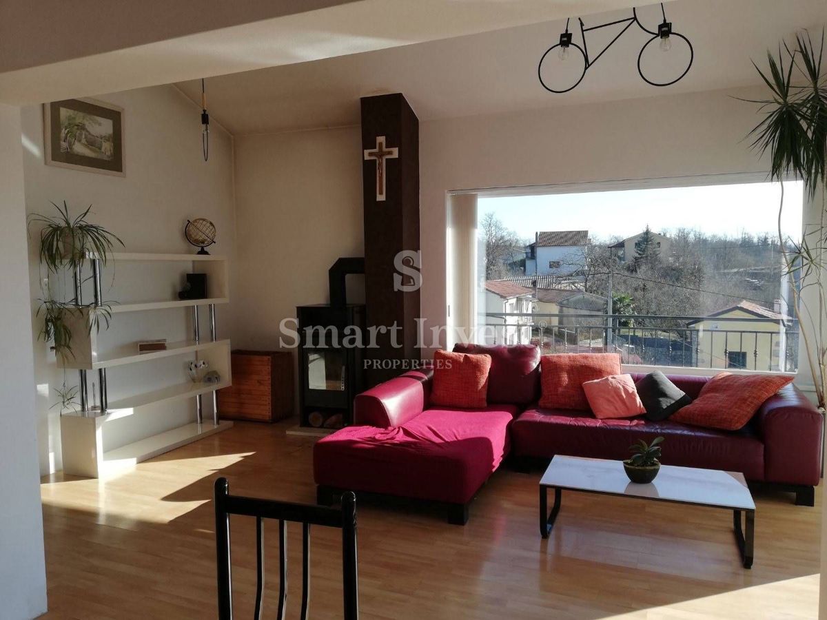 MATULJI - BREŠCA, 3-bedrooms apartment with 2 parking spaces
