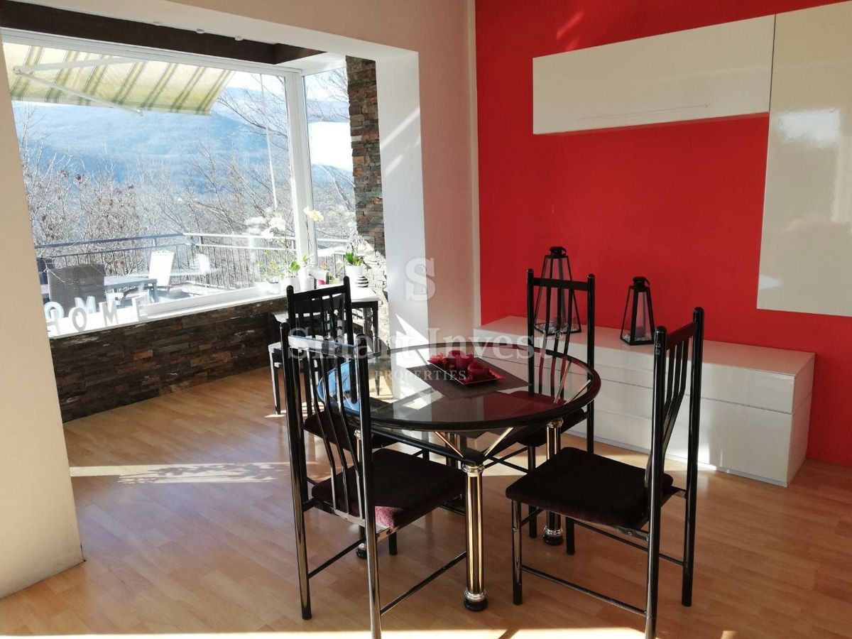 MATULJI - BREŠCA, 3-bedrooms apartment with 2 parking spaces