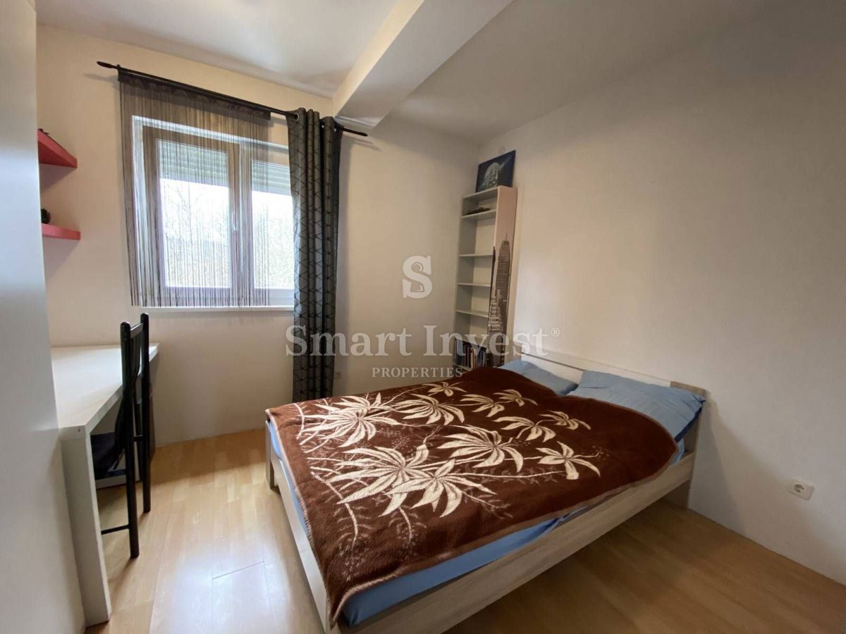 MATULJI - BREŠCA, 3-bedrooms apartment with 2 parking spaces