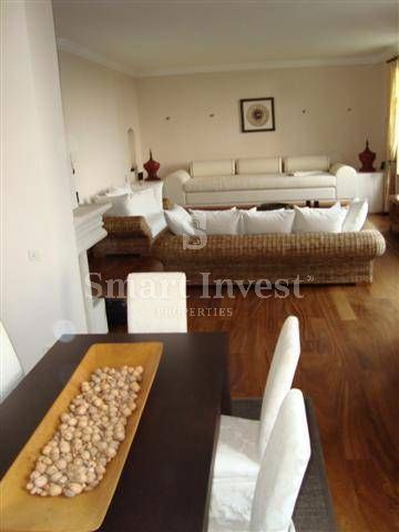 OPATIJA, Exclusive apartment of 120 m2, with parking, near the sea