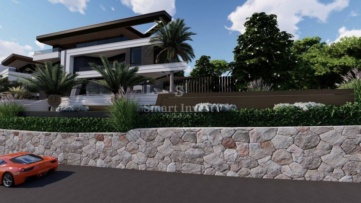LOVRAN, Luxury 4-bedrooms villa with pool and garage, near the sea!